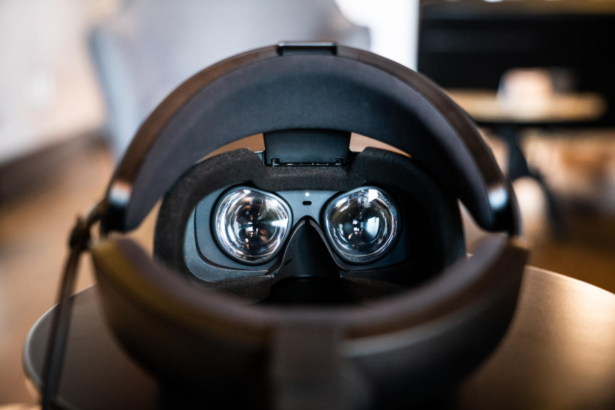 Oculus anuncia controles para visor