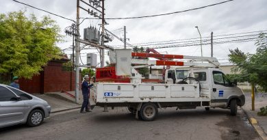 La empresa EDES aumentó la potencia instalada en los barrios Pacífico, Kilómetro 5 y Mariano Moreno