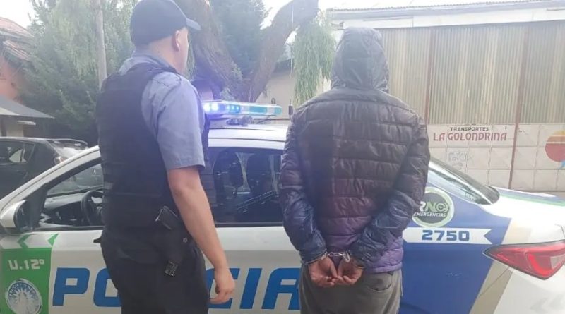 Un joven de Bahía Blanca era buscado en Bariloche por robo y lo capturaron en El Bolsón