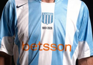 La nueva camiseta de Racing ya tiene fecha de estreno: debutará en el Clásico de Avellaneda