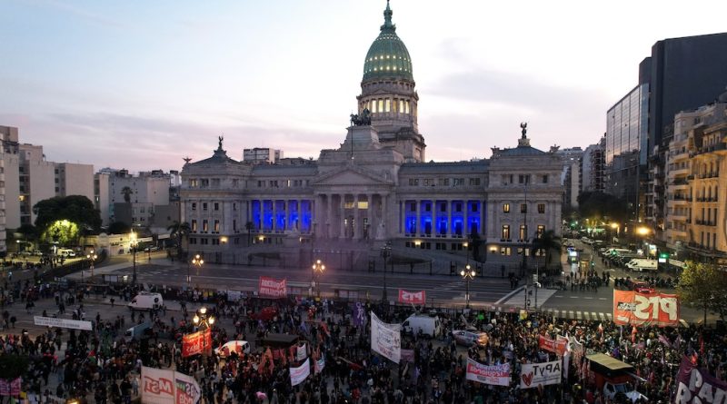 [VIDEO] El Senado debate la reforma laboral y el oficialismo hizo concesiones a gobernadores y a la CGT