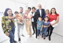 El gobernador Kicillof entregó 101 viviendas a familias de Bahía Blanca