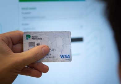 Ordenan a un banco que deje de cobrarle la deuda a víctima de una estafa virtual