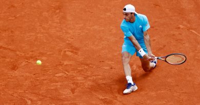 Juan Manuel Cerúndolo se despidió en segunda ronda tras caer con Darderi