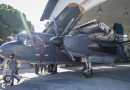 Trasladaron el histórico Tracker S-2E a la Base Naval Puerto Belgrano