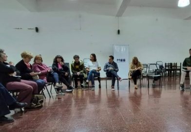 Obras en el Parque, basura y Bahía Limpia: integrantes del Jardín Botánico participaron de reunión del Consejo Vecinal