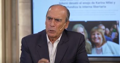 Guillermo Francos pidió que Adorni presente la declaración jurada