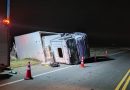 Un camión volcó en la ruta 51