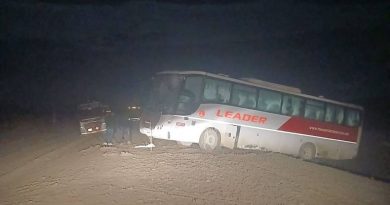 Un colectivo quedó colgado con 41 pasajeros al borde de un barranco en Neuquén