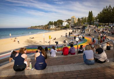 Una mujer sufre heridas graves tras ataque de tiburón en una playa en Sydney