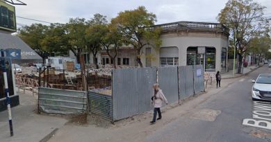 Una pérdida afecta el suministro de agua en el macrocentro de Bahía Blanca