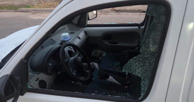 Le robaron las herramientas de un vehículo que estaba estacionado en la calle Don Bosco