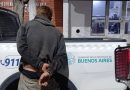 Aprehenden a un hombre por robar la batería de un auto