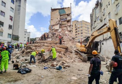 Venezuela sigue los rescates a siete días del terremoto, sin actualizar número de desaparecidos