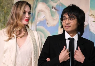Ya son tres los hijos de Angelina Jolie que legalmente optan por quitarse el apellido Pitt