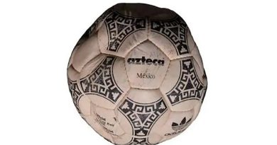 Subastan el pelota de la “mano de Dios” de Maradona en México 86