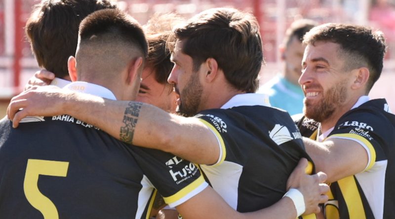 Con un gol de Olivera, Olimpo derrotó a Huracán Las Heras