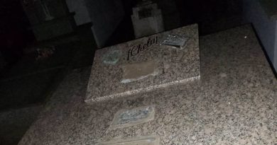 Vandalizaron tumbas en el cementerio de Rivera