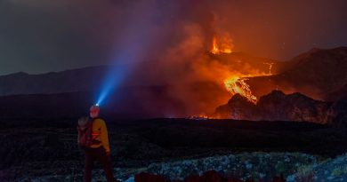 Un turista de EE.UU. muere tras ser alcanzado por un rayo mientras caminaba en el monte Etna