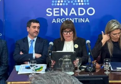 Gobierno introdujo cambios en su polémico proyecto sobre propiedad de tierras