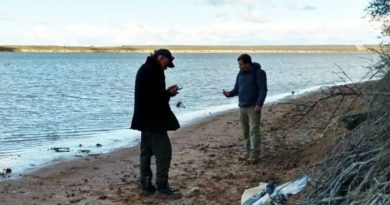 Descubren restos de fósiles y arqueológicos en la laguna de Guatraché