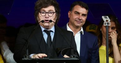 Flávio Bolsonaro atribuye actual crisis con Argentina a política de confrontación de Lula