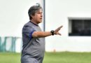 Confirman la salida del director técnico del club Libertad