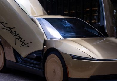 Menos de 13 años no podrán usar el Cybercab de Tesla