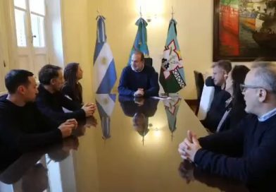 El municipio firma un convenio para formar estudiantes en promoción y prevención de la salud mental
