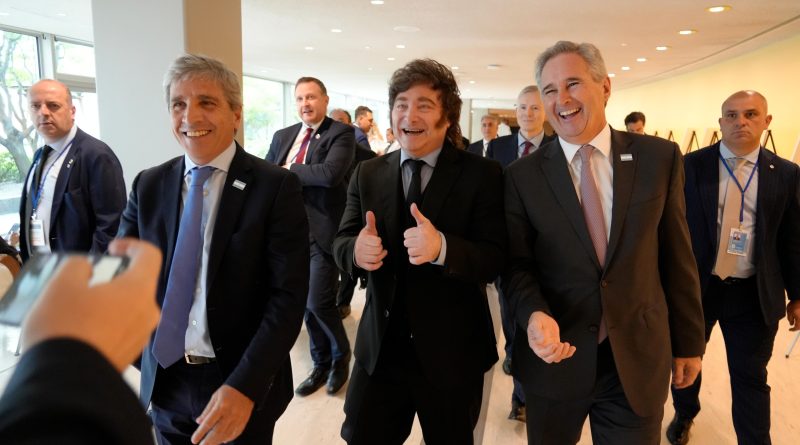Argentina redujo 57 % el gasto en salud sexual y reproductiva desde la asunción del presidente Milei