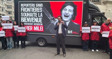 Reporteros Sin Fronteras protestaron contra el presidente Milei en París