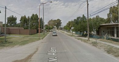 Prohíben estacionar sobre la acera impar en un tramo de la avenida Alem