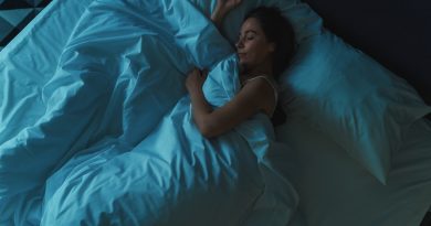 Neuróloga asevera que los problemas de sueño son “de los más incapacitantes” de la menopausia