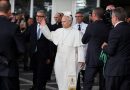 León XIV sale del hospital y regresa al Vaticano tras su operación por un tumor pulmonar